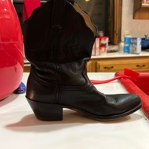 Size 6.5 Durango black leather western boot